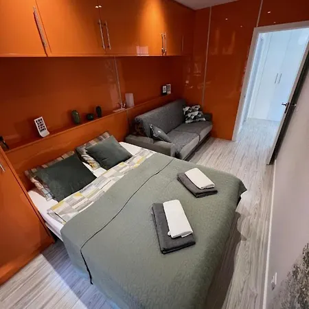 Orlando Fañabé apartment