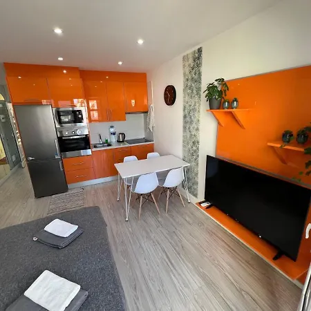 Orlando Fañabé apartment